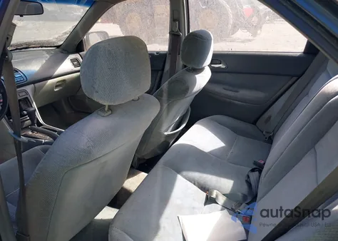 1997 Honda Accord z USA, uszkodzony, nr VIN 1HGCB5635VA037872